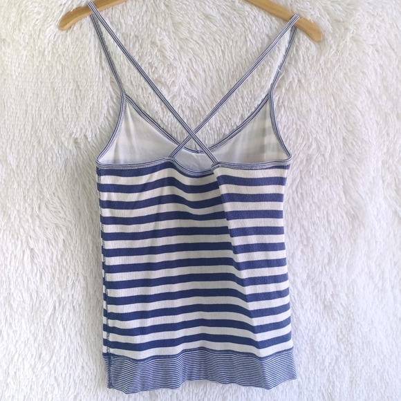 Old Navy Women’s Size M/L Tank Top - Picture 6 of 8